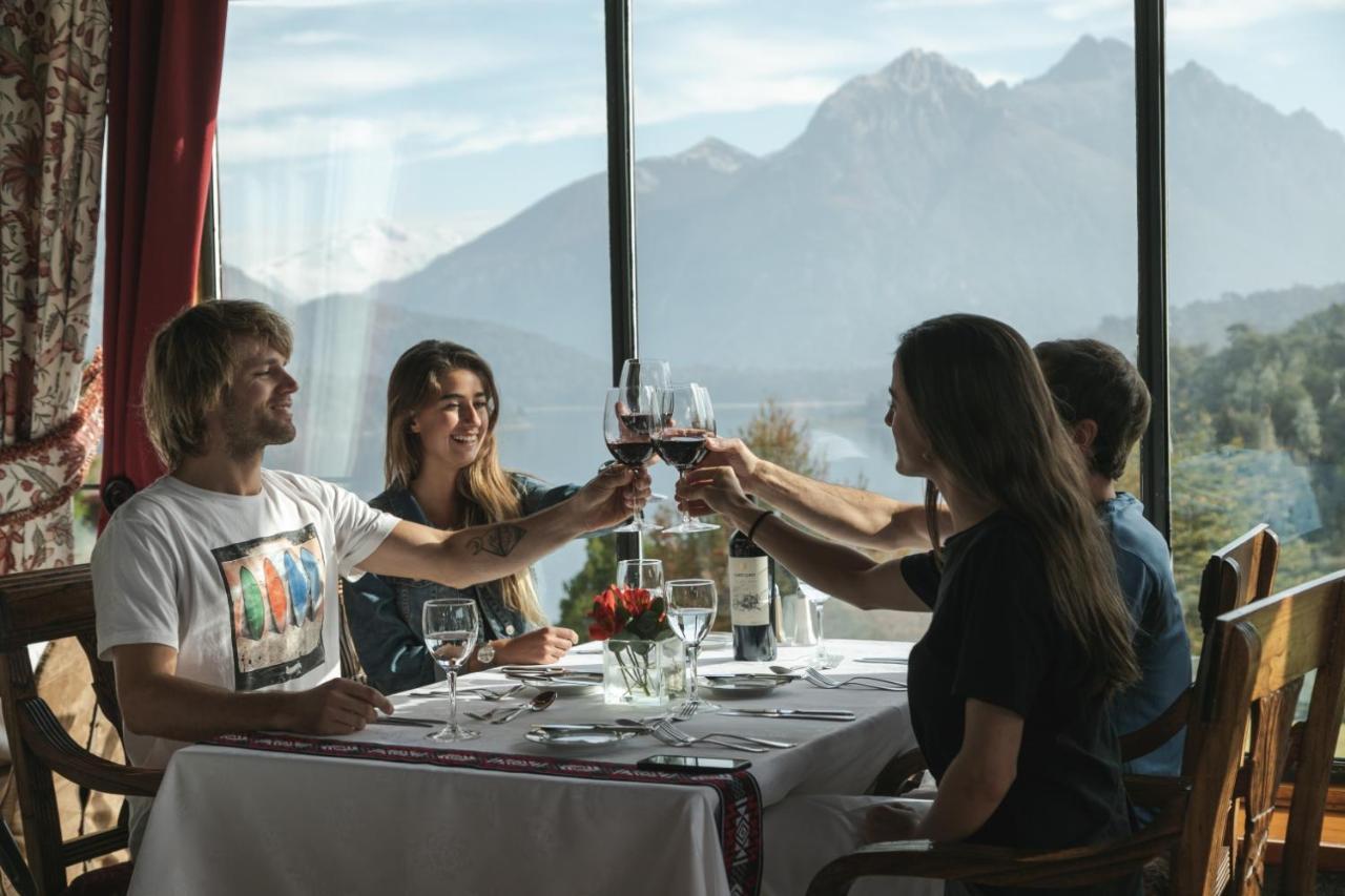 فندق ومنتجع وسبا جولف للاو للاو سان كارلوس دي باريلوتشي المظهر الخارجي الصورة Restaurant in the Swiss Alps