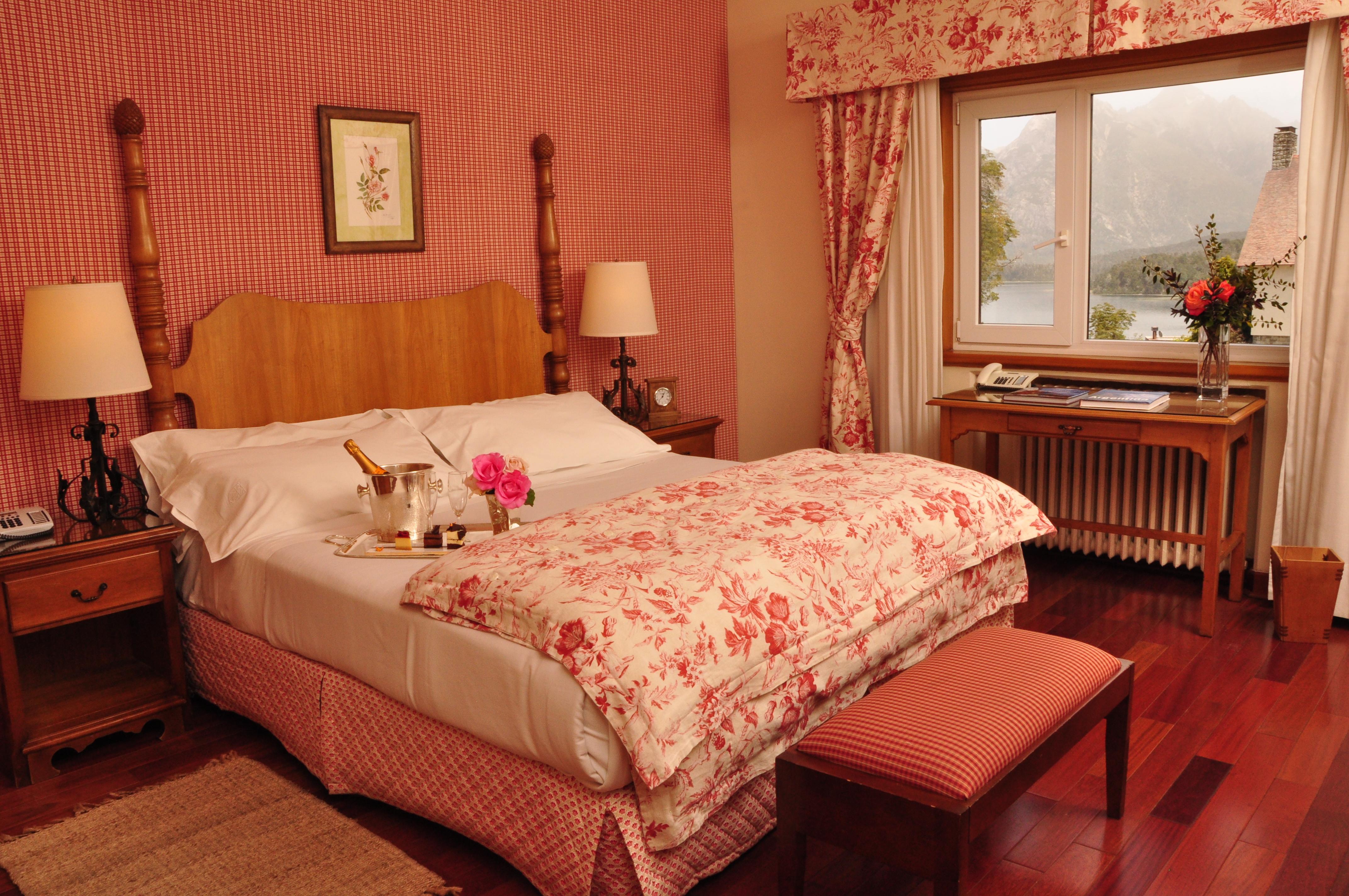 فندق ومنتجع وسبا جولف للاو للاو سان كارلوس دي باريلوتشي المظهر الخارجي الصورة A bedroom at the Killarney International Hotel