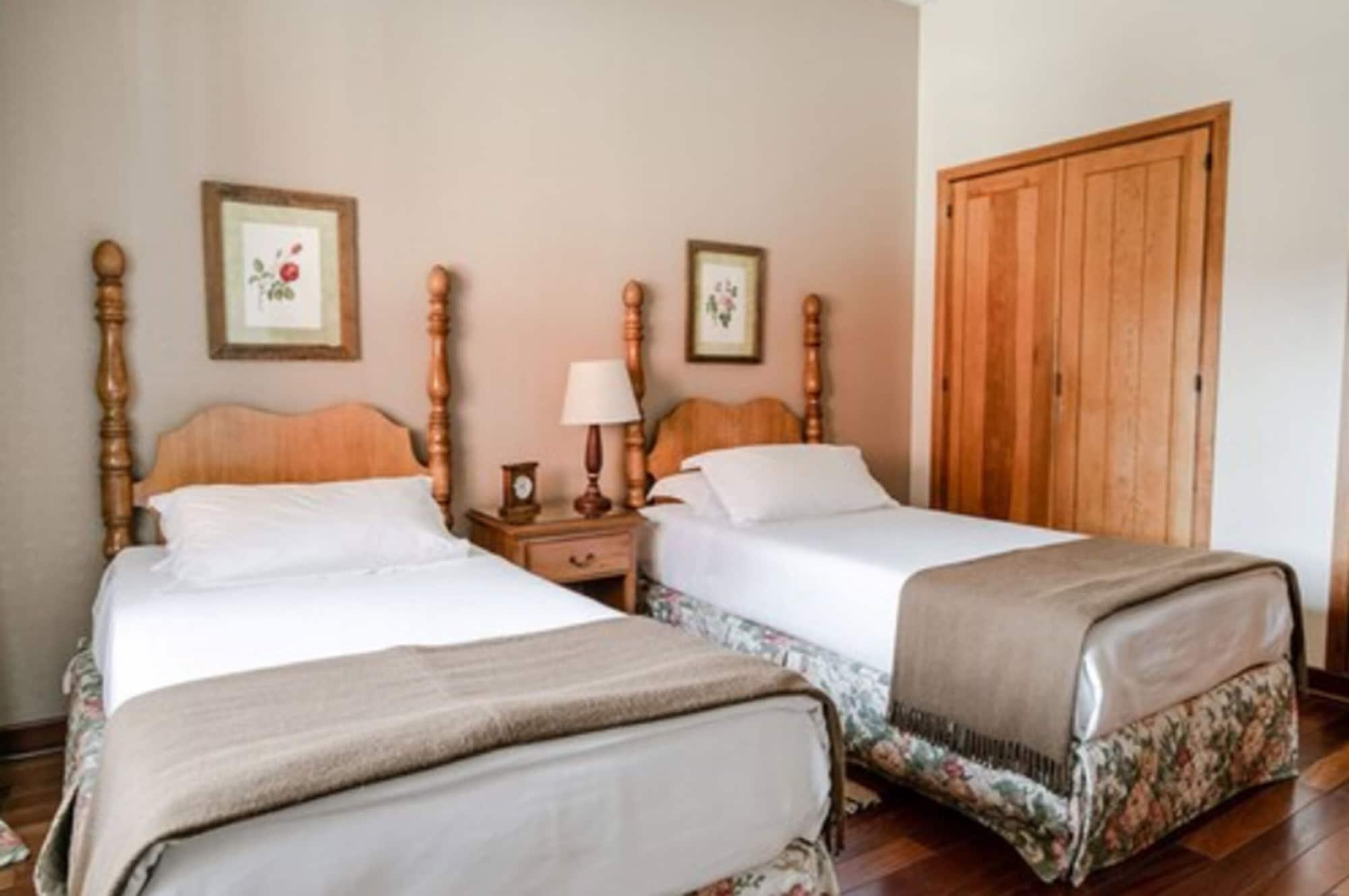 فندق ومنتجع وسبا جولف للاو للاو سان كارلوس دي باريلوتشي المظهر الخارجي الصورة A bedroom at the hotel